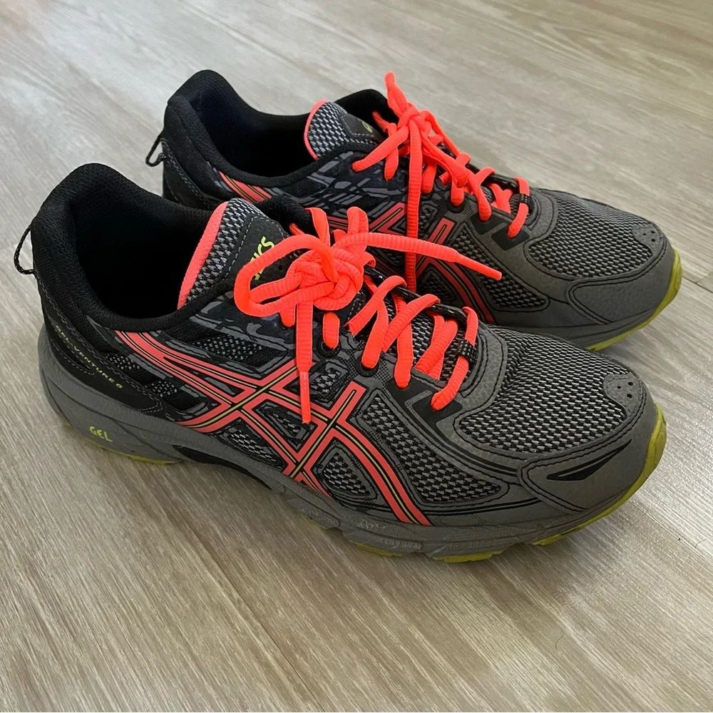SALE✨Asics Women’s Gel Venture Sneakers